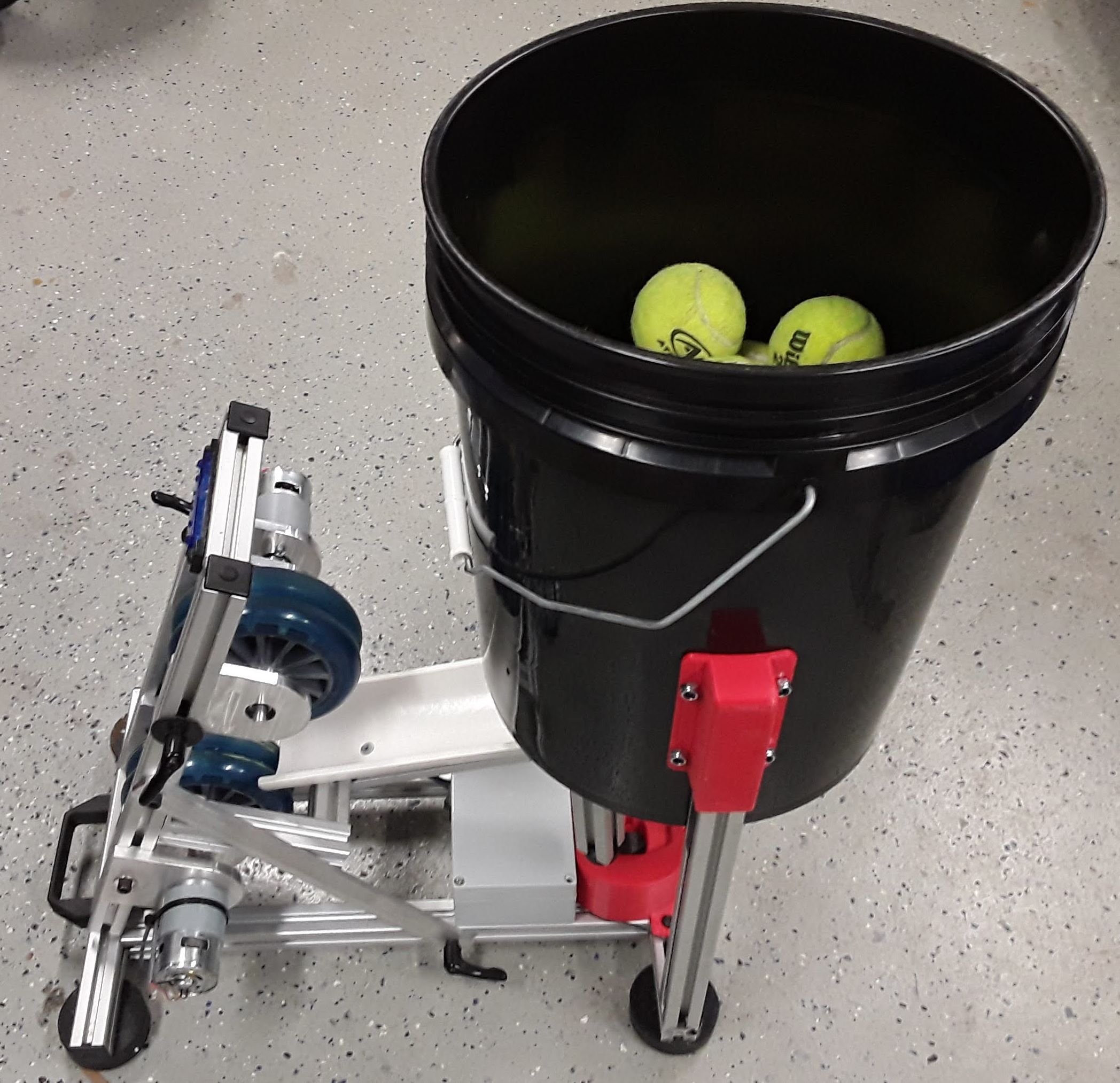 网球投掷器发球机igs